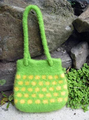 Lil’ Granny Bag <br/><small>knitting pattern</small>