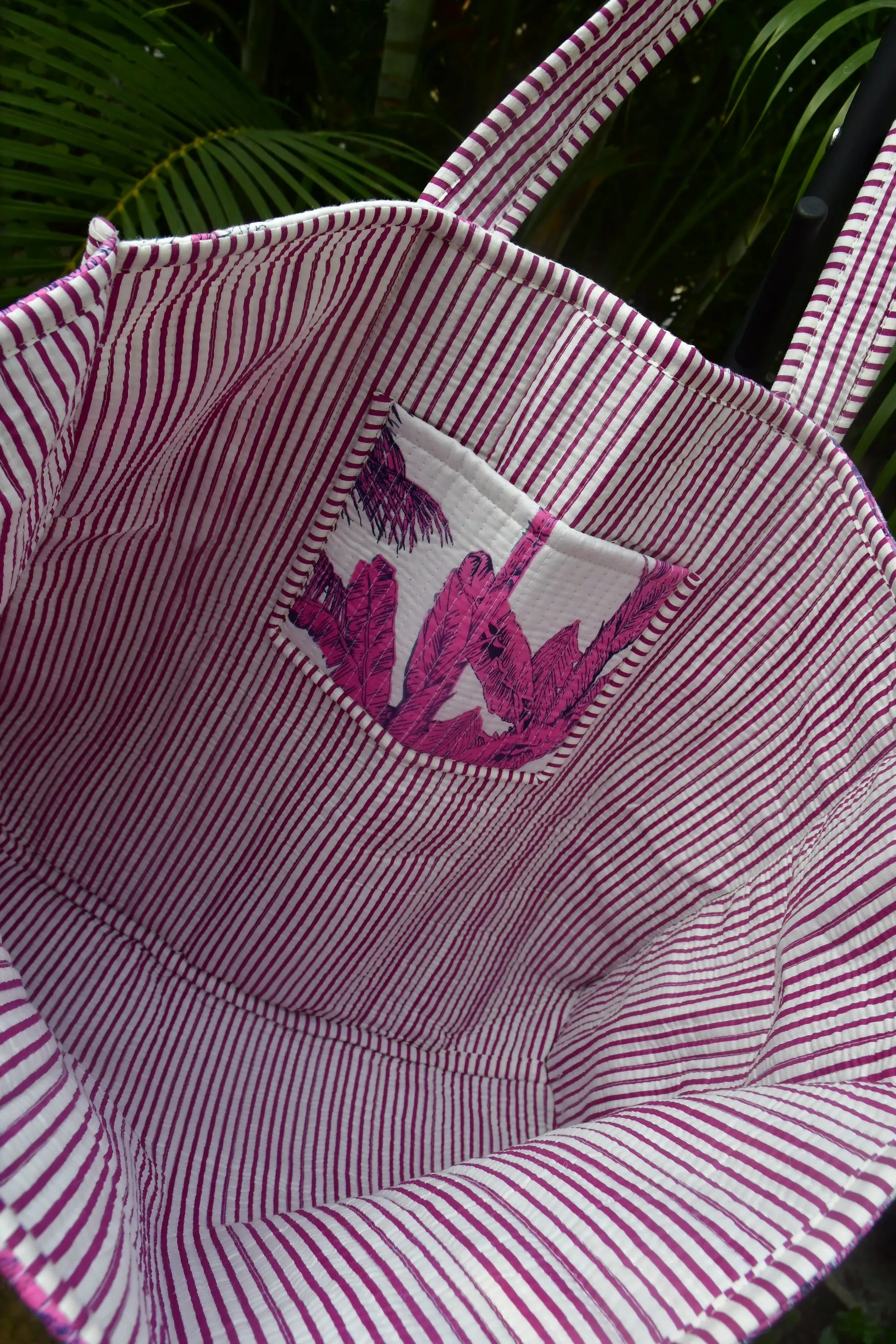 Palm Breeze Bliss: Hand-Printed Pink & White Palm Tote (Unique Design)