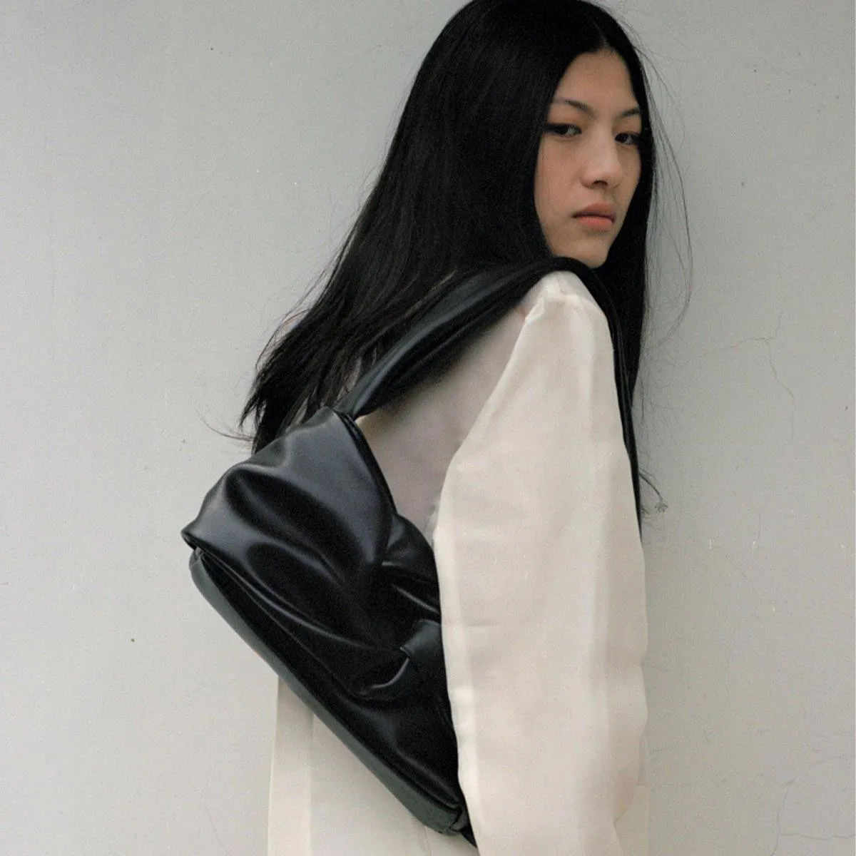 The Pleasure Isolated Anthesis Fran Bag - Black
